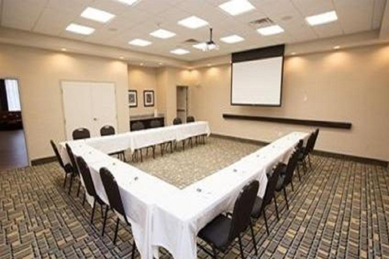 Hampton Inn & Suites Oklahoma City Airport Zewnętrze zdjęcie
