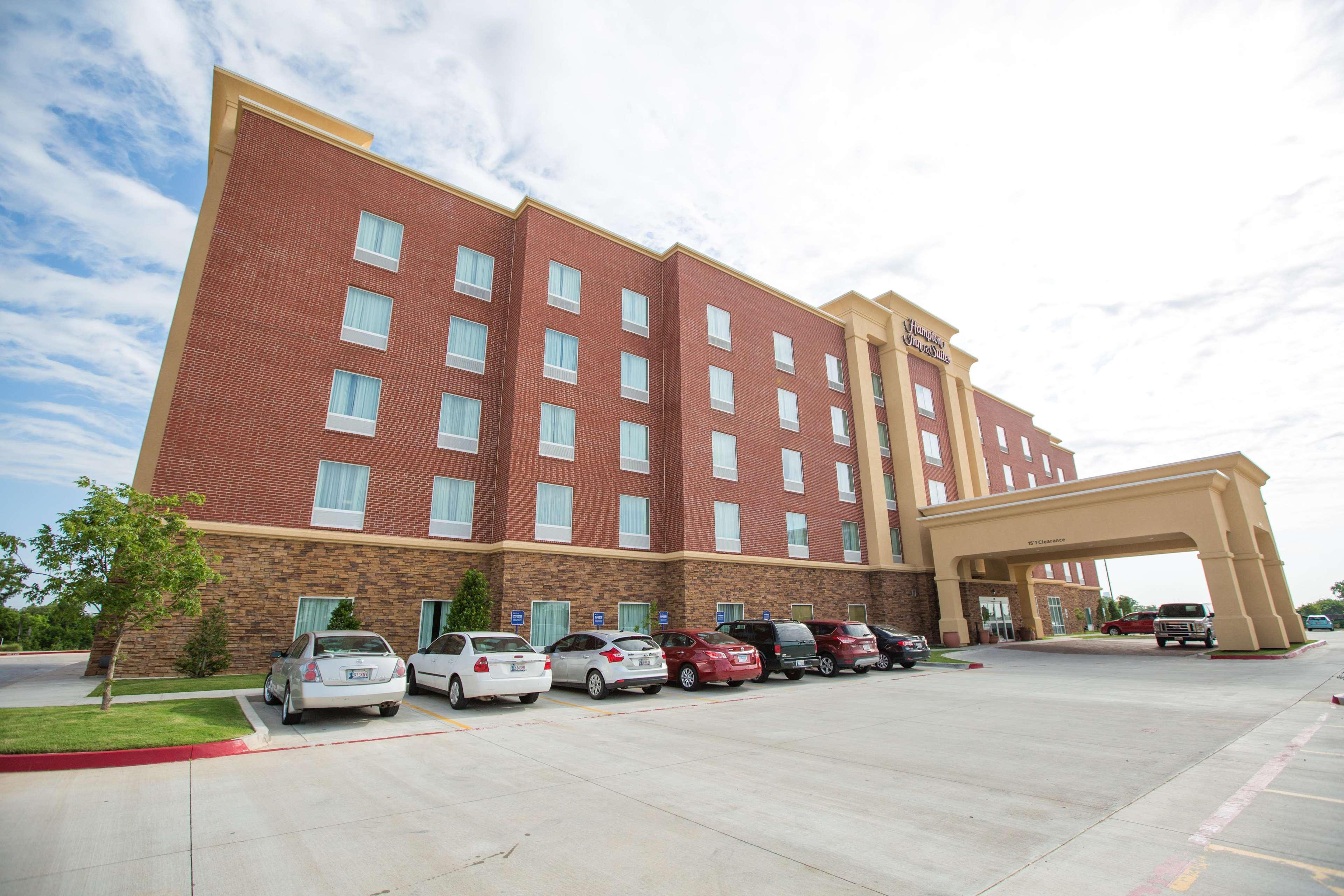 Hampton Inn & Suites Oklahoma City Airport Zewnętrze zdjęcie